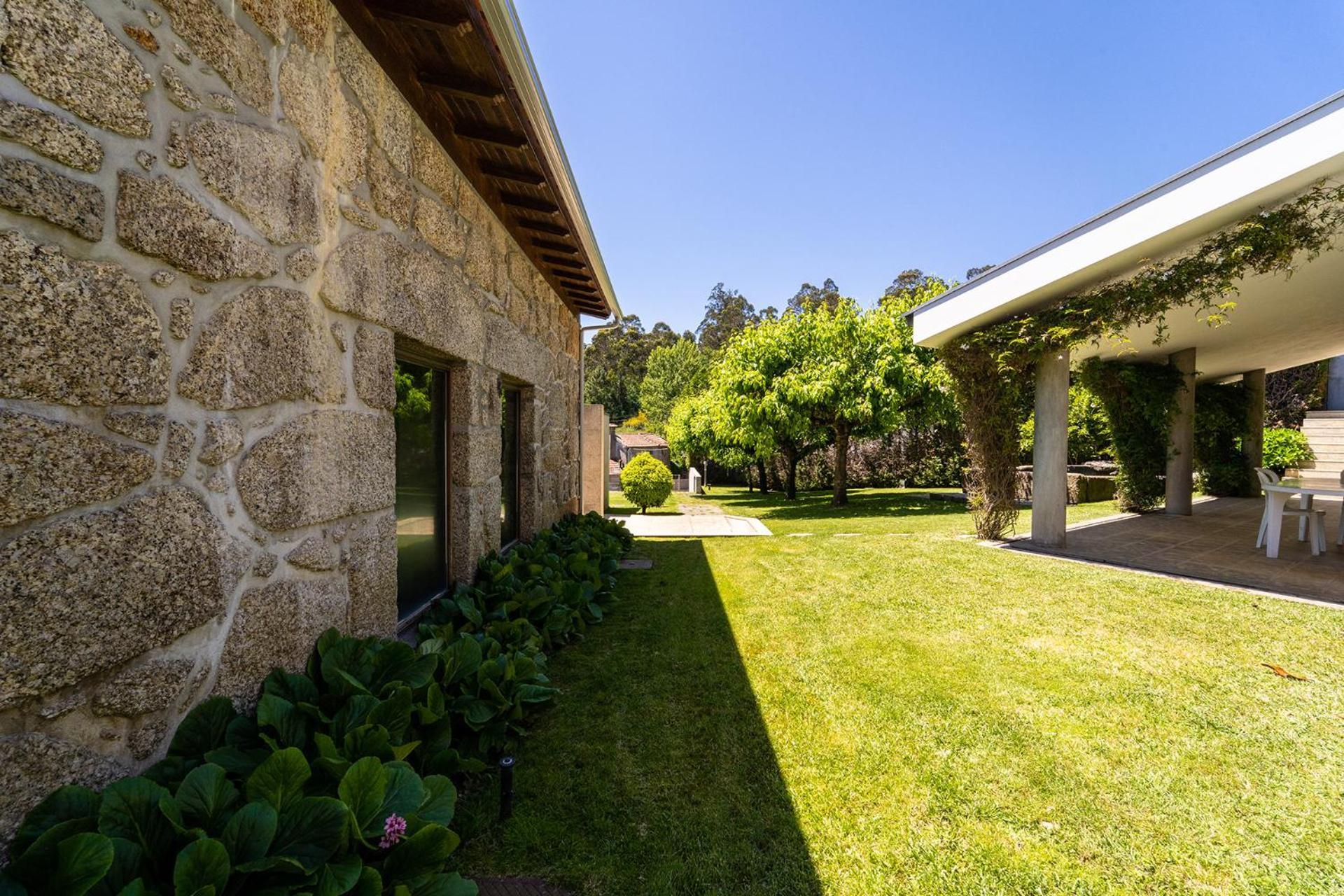 Casa De Silvares Fafe - Moradia Premium Com Piscina By House And People Regadas Exterior photo